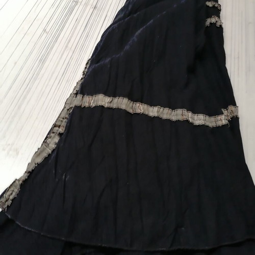 Retro skirt new condition, sizes M 38 and L 40
