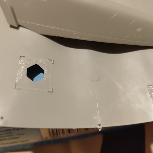Italeri F-22 Raptor 1/48 scale model kit