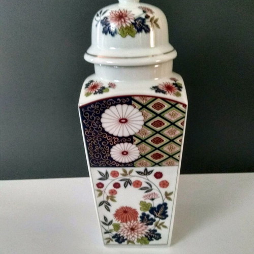 Japanese vase used, hand-painted, height 32 cm