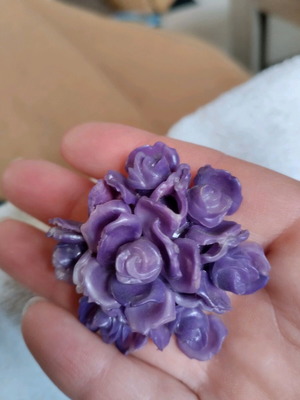 Clip-on earrings used, plastic, flower shape, purple
