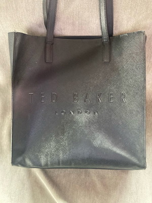 Ted Baker τσάντα μεταχειρισμένη
