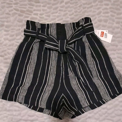 H&M striped short pants size M new