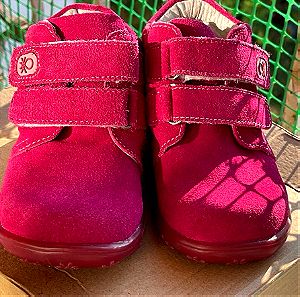Benetton παπούτσια , παιδικά σουέτ φούξια  μποτάκια για κορίτσι νούμερο 25