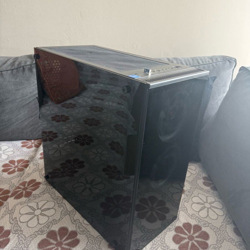 Gaming PC RTX 3050 8Gb I5 12400 32Gb RAM like new