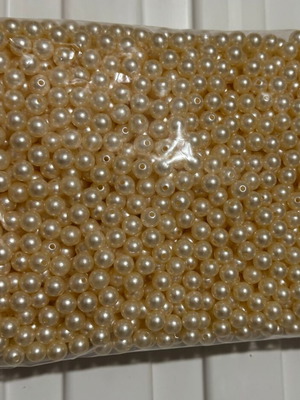 Пластмасови PVC перли 8 мм бежово, 100 гр