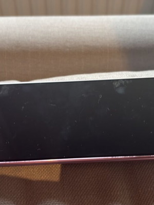 Samsung Galaxy S20 Fe used for parts, missing back cover, swollen battery