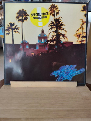 Hotel California Eagles LP used, rock