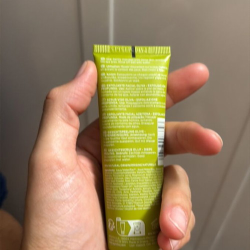 Apivita Face Scrub Olive deep exfoliation new