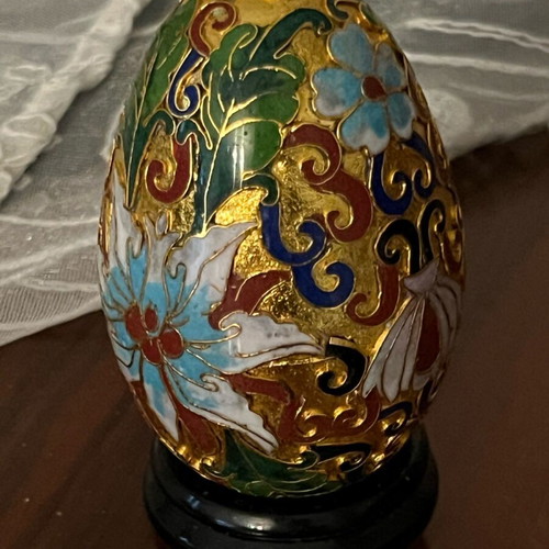 Decorative egg like new
