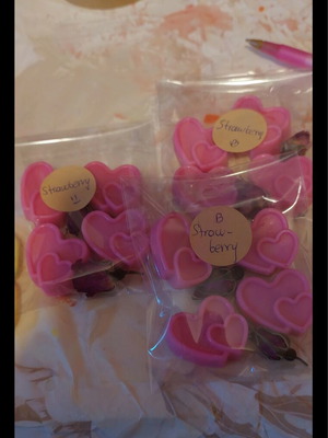 Wax melts από 100% φυτικό κερί σόγιας με άρωμα strawberry sandalwood κατόπιν παραγγελίας