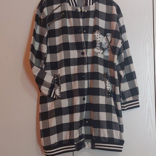 Shacket shirt-jacket plaid white, black, grey size S like new