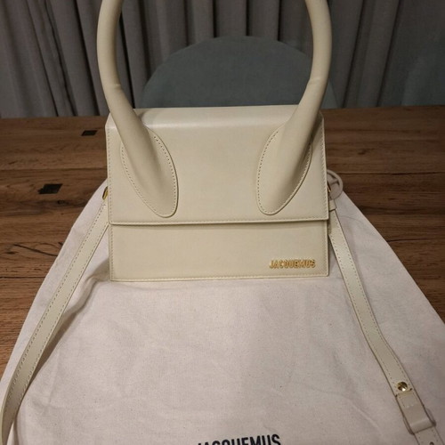 Jacquemus bag used