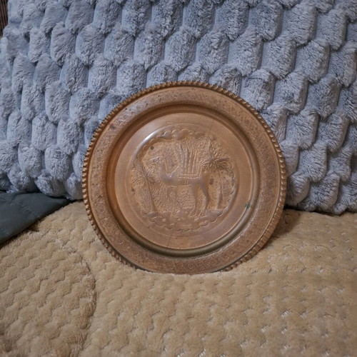 Copper wall plate like new with high antique value