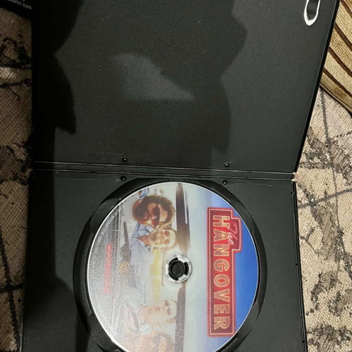 The Hangover DVD like new, comedy