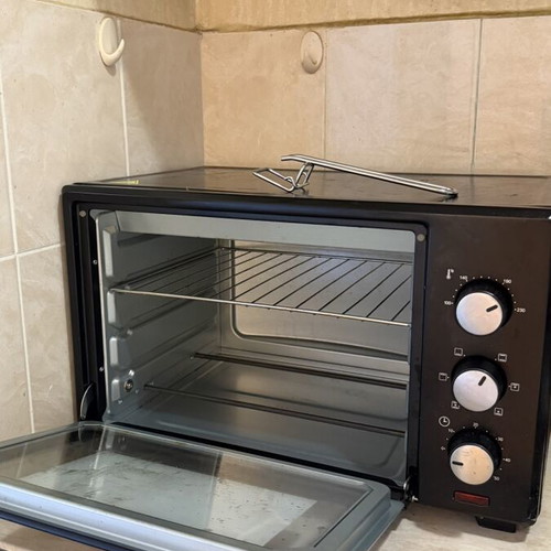 Ardes Compact Oven like new with 6 cooking modes and 230°C