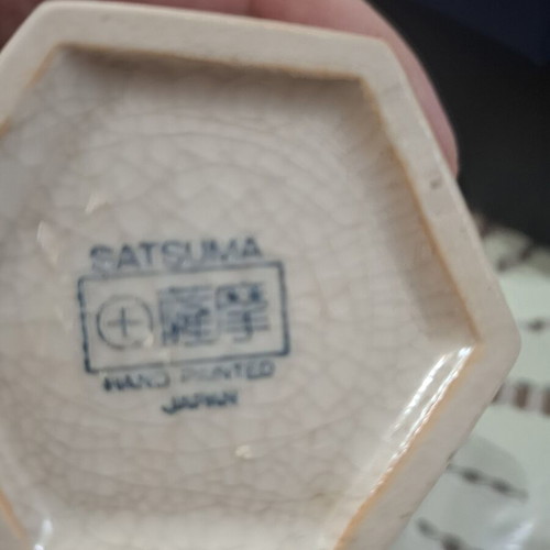 Satsuma Hexagonal Ginger Jar porcelain vintage, like new