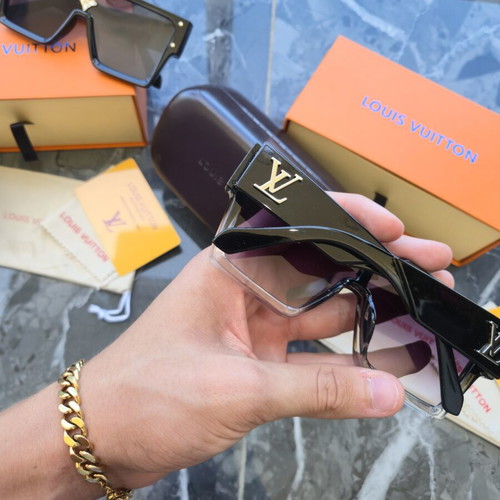 Louis Vuitton sunglasses new, black and white