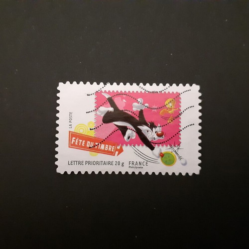 Looney Tunes stamp set of 3 like new (France)