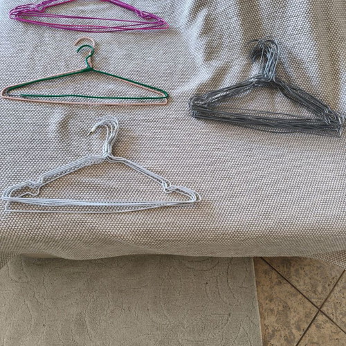 Wire Clothes Hangers new, set of 33 colorful pieces