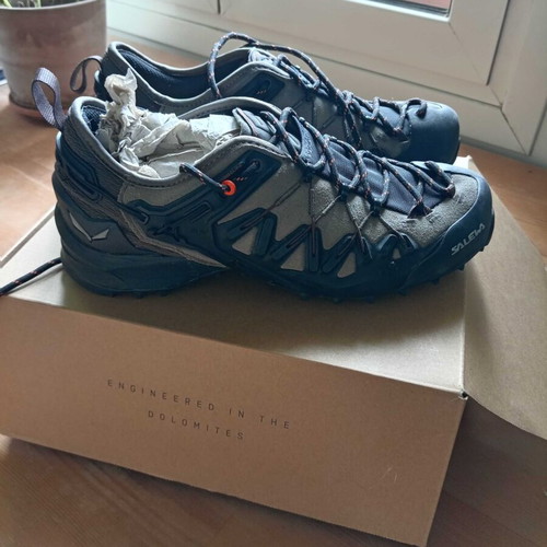 Salewa MS Wildfire Edge αθλητικά σαν καινούργια, μέγεθος 39, μαύρο και μπεζ