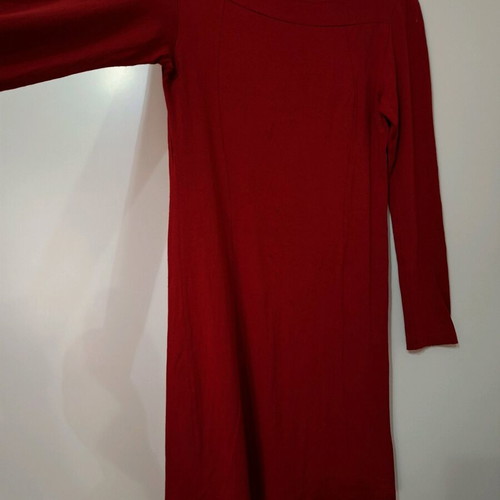 Dress used, red, size M, elastic fabric, three seasons