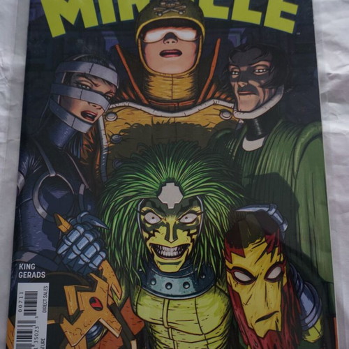 Mister Miracle issue 7 like new