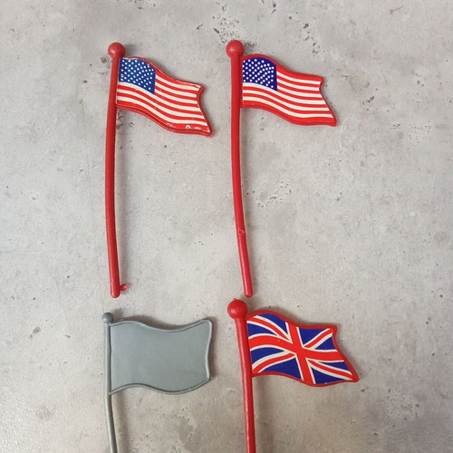 Toy Flags Pack of 4 Used from 1990s America and England