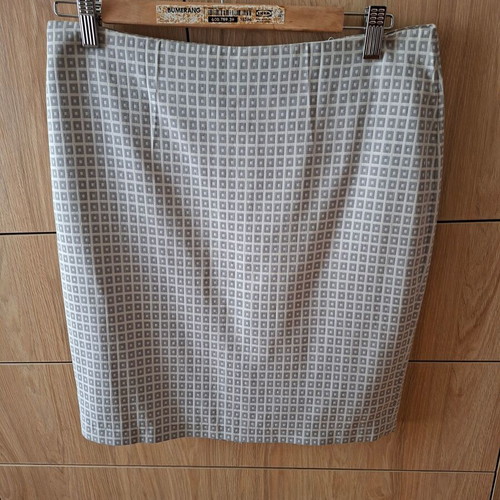 Marella skirt like new, white and gray, size M 38 10, height 49 cm