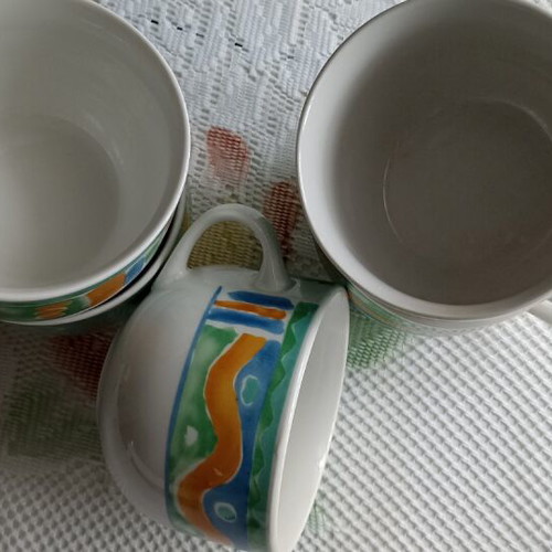 Large cups like new, set of 5 pieces