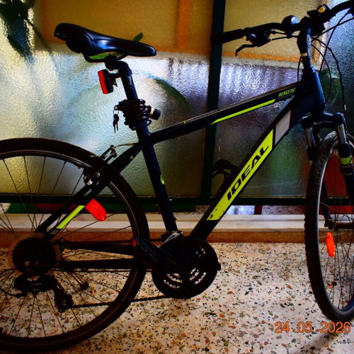 Hermes and Ideal bicycles like new, set of two
