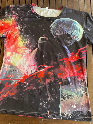 Anime Kaneki Tokyo Ghoul T-shirt used, size S, multicolor