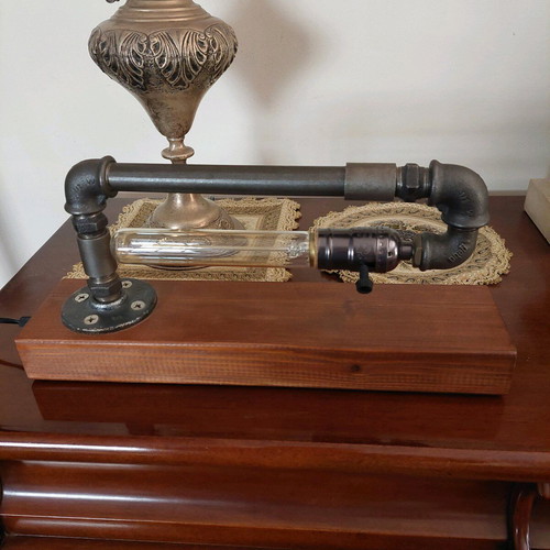 Industrial Design desk lamp new with Edison bulb