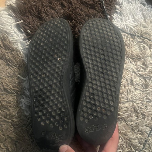 Adidas women's shoes size 39.5, black sports style