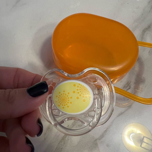 Avent Philips pacifier with case new