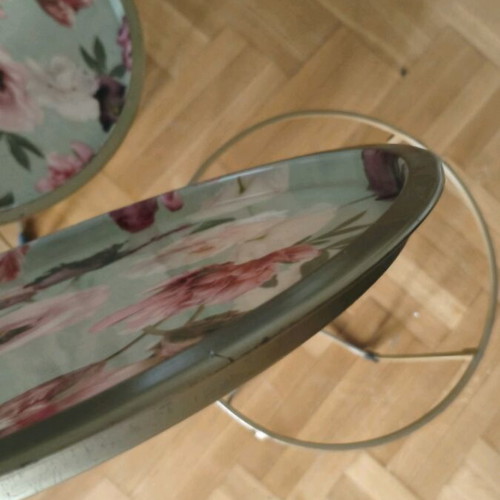 Set of auxiliary tables used with floral design
