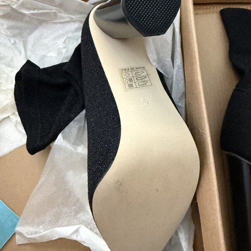 JK London ankle boots, size 37, black lurex texture