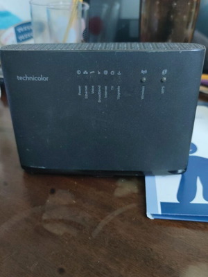 Technicolor TG789vn v3 Router like new