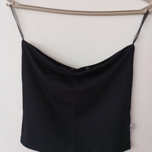 ISO Black Strapless Top like new with stainless steel earrings gift