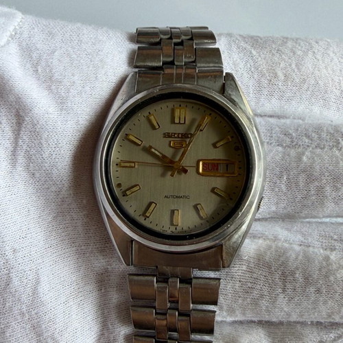 Seiko 5 Automatic watch used, classic vintage model