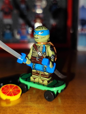 Leonardo φιγούρα Teenage Mutant Ninja Turtles σαν καινούργιο με εξαρτήματα