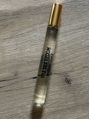VRA VRA VROOM Eau de Parfum 10 ml σαν καινούργιο, γνήσιο niche άρωμα