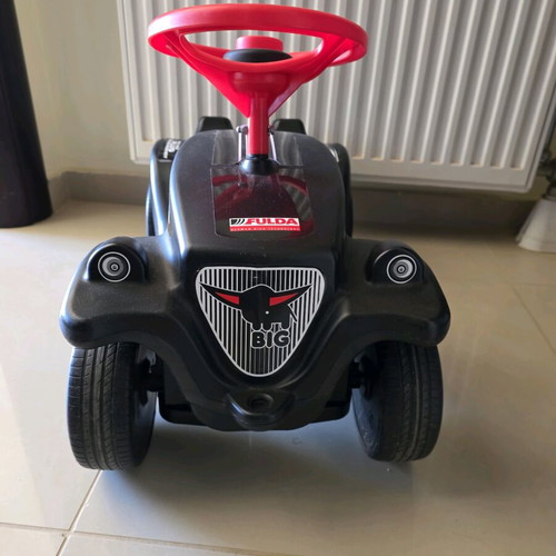 Big Bobby Car like new with Fulda tyres and original box