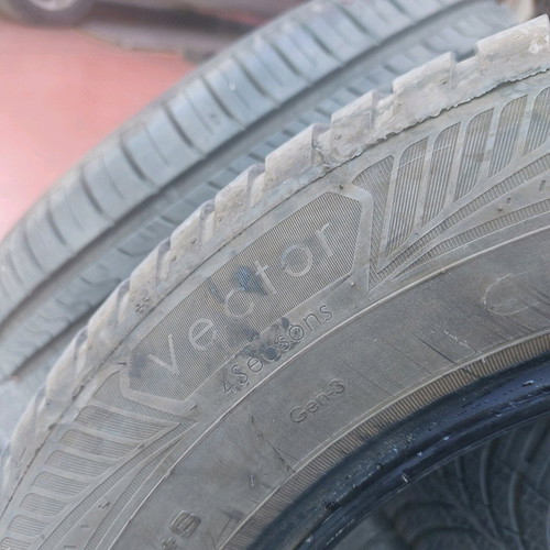 Good Year Vector 4 Seasons tires used, 3 pieces 185/65/15 in very good condition