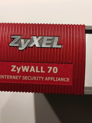 ZyWALL 70 router used