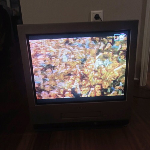 Sony KV-21FV1D 21" Combo TV with built-in VCR VHS video player