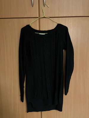 Stradivarius black knitted pullover like new