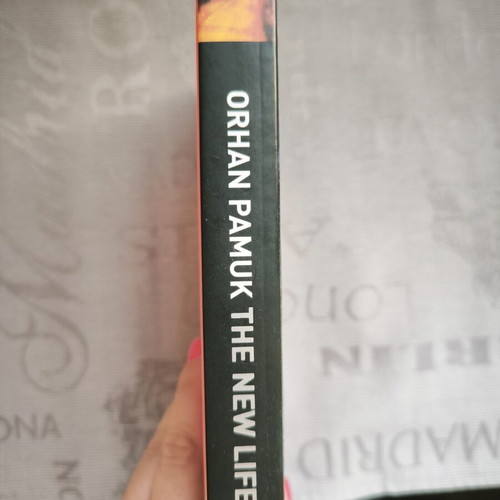 The New Life book like new, English