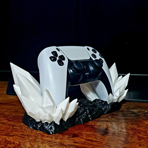 Crystal PS 5 controller holder like new