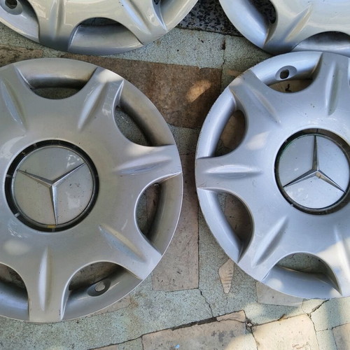 Mercedes 16 Inch Hubcaps used, very good condition