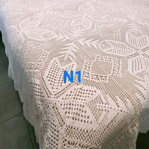 Handmade crochet blanket like new, cotton